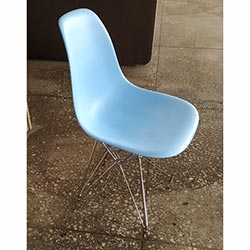 Фото Стілець Eames DSR chair пластик / хром Блакитний
