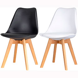  комплект стільців 