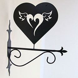 Підставка для підвісної квітки Серце 13