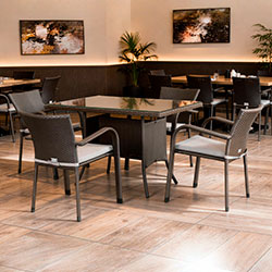 Фото Комплект садових меблів 4 стільці Комфорт 120 Рт-20182