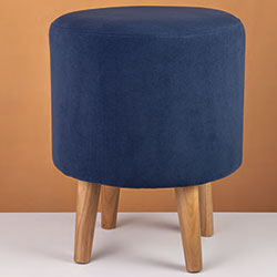 Фото Пуф Поло з дерев’яними ногами