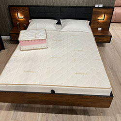 Фото Ліжко Мілтон / Milton 160х200 з м’яким узголів’ям