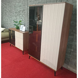 Фото Вітрина висока з підсвічуванням Вічі / Vici WT103 2Д