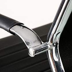 Фото Крісло Solano 2 Office Artleather Black