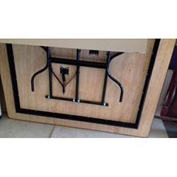 Фото Стіл квадратний складаний ДСП 16 ДМ 1414-75 КТДД