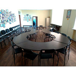 Фото Складаний стіл для конференц-залу ДСП 16 ДМ Сг8 РТПЕ