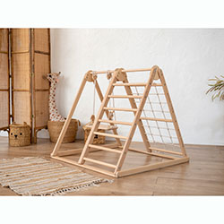 Фото Малий трикутний комплекс з гойдалкою (AANC001)